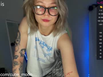 Cam for cutie_moon