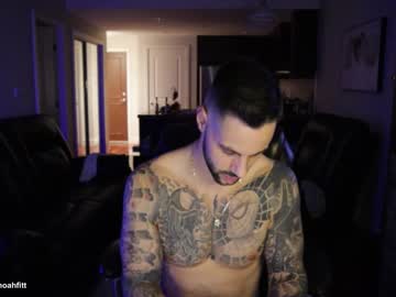Cam for noahfitt