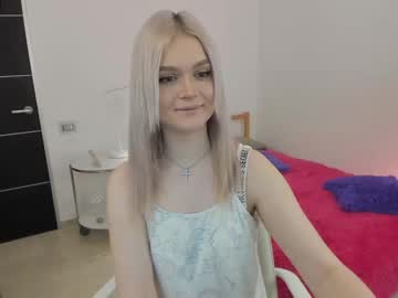 Cam for nikole_helly