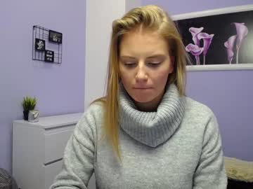 Cam for julie_wayne