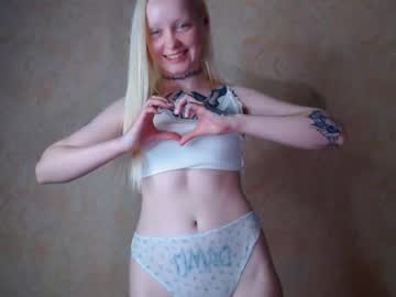 Cam for rainy_moon
